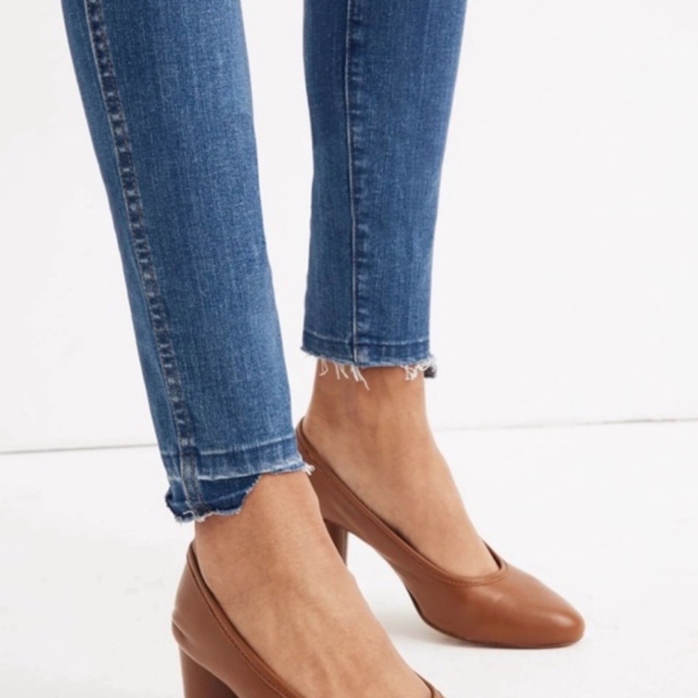 Madewell 10” High Rise Step Crop - Picture 2 of 6